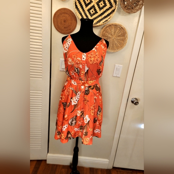 Floral Sleeveless Mini Dress - Picture 5 of 12